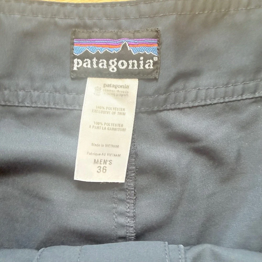 Patagonia Mens Navy Blue Board Shorts Size 36 Swim Trunks Side Zip Pocket